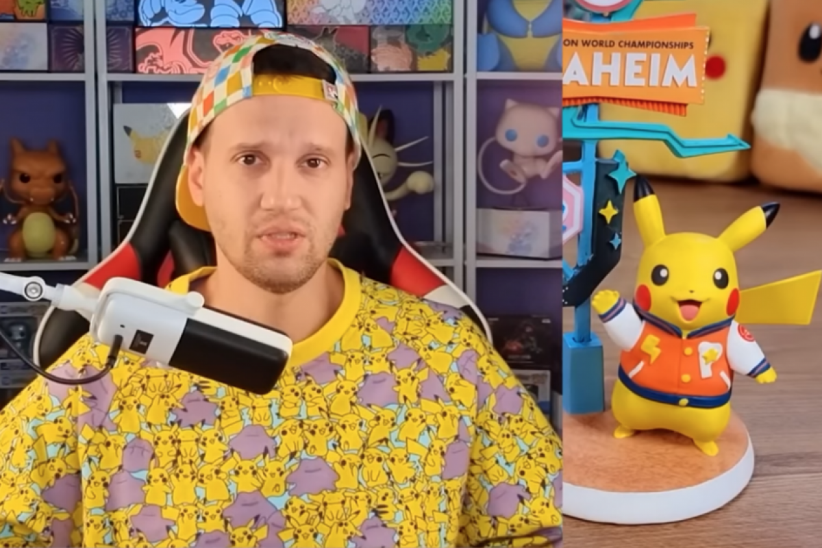 A polícia apreendeu seis celulares, três pendrives e um computador na casa do youtuber.