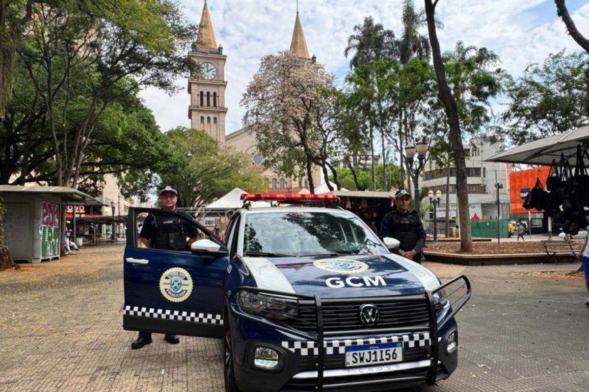 Recentemente, moradores da região relataram que o espaço público apresenta sinais de abandono, com problemas estruturais, de limpeza, manutenção e segurança