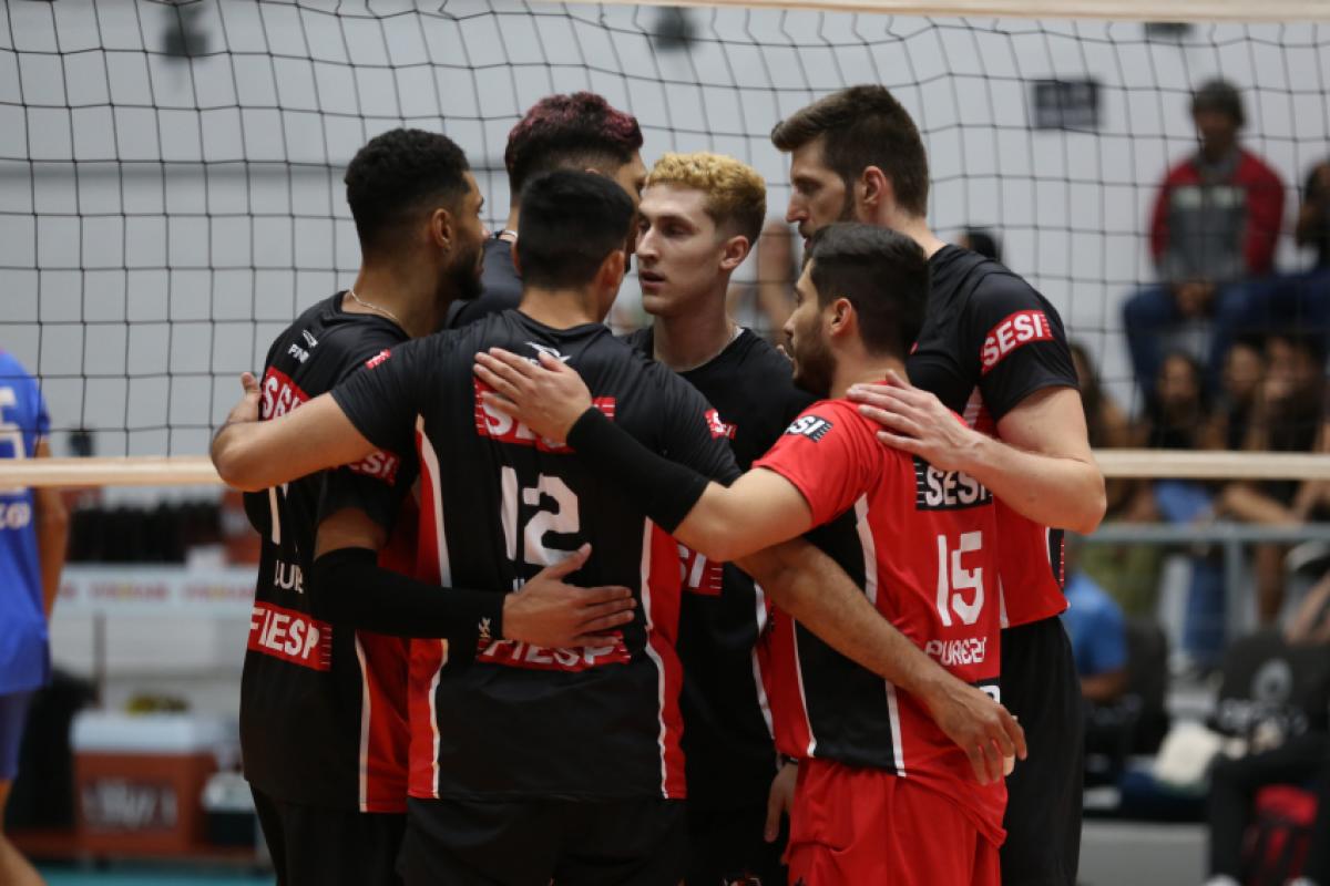 Em sets com diferença mínima, time de Bauru sofre revés na última rodada do Paulista e enfrenta Suzano Vôlei na semifinal