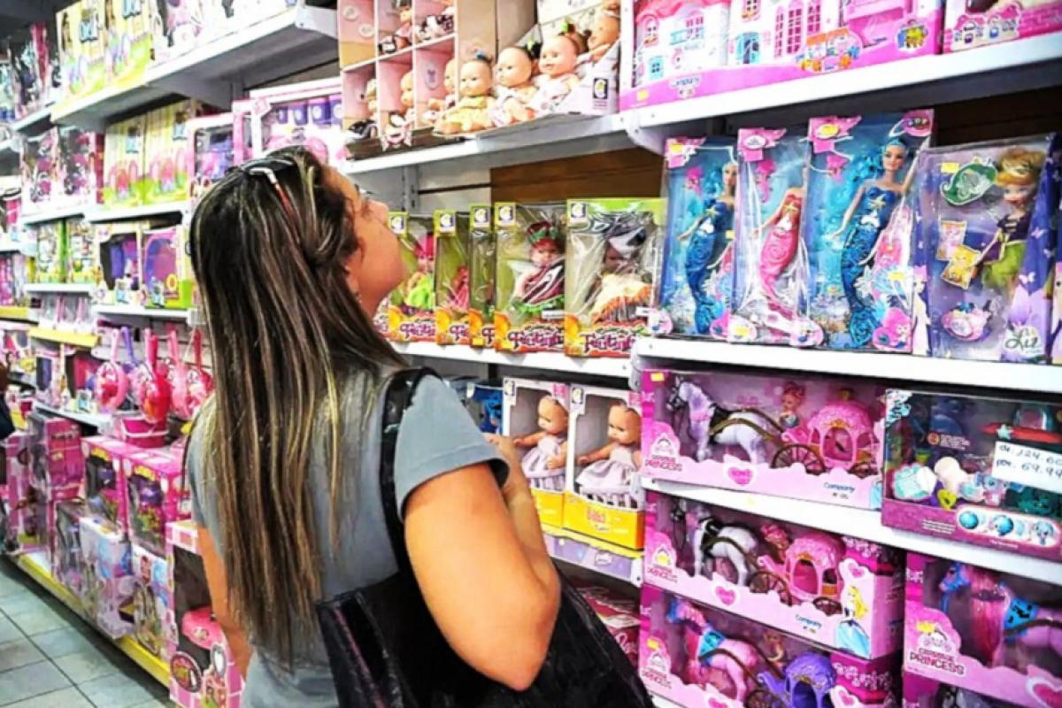 Brinquedos lideram a preferência de presentes, com 39,8%.