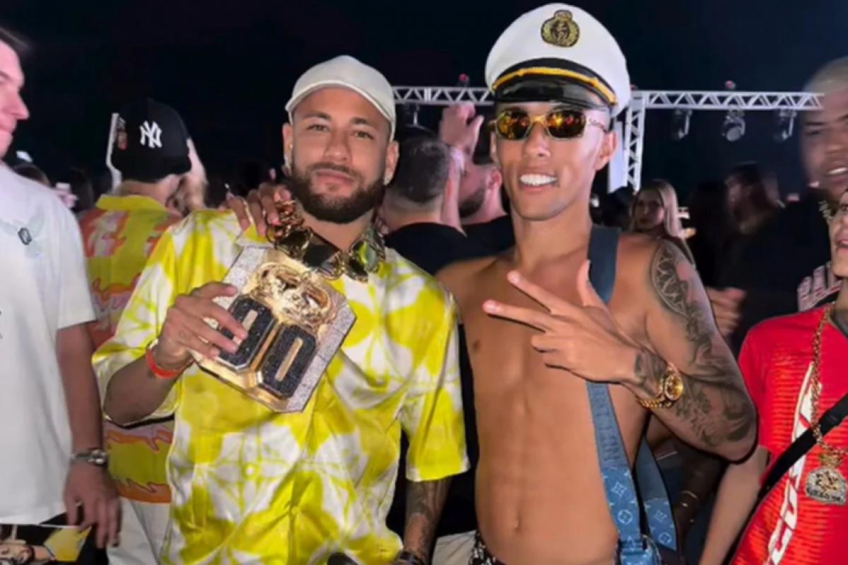 Influencer deu colar de R$ 2 milhões para Neymar