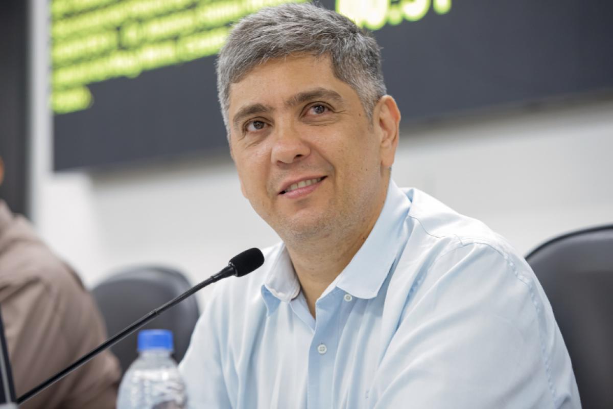 Relinho, presidente da Câmara, é o autor do projeto