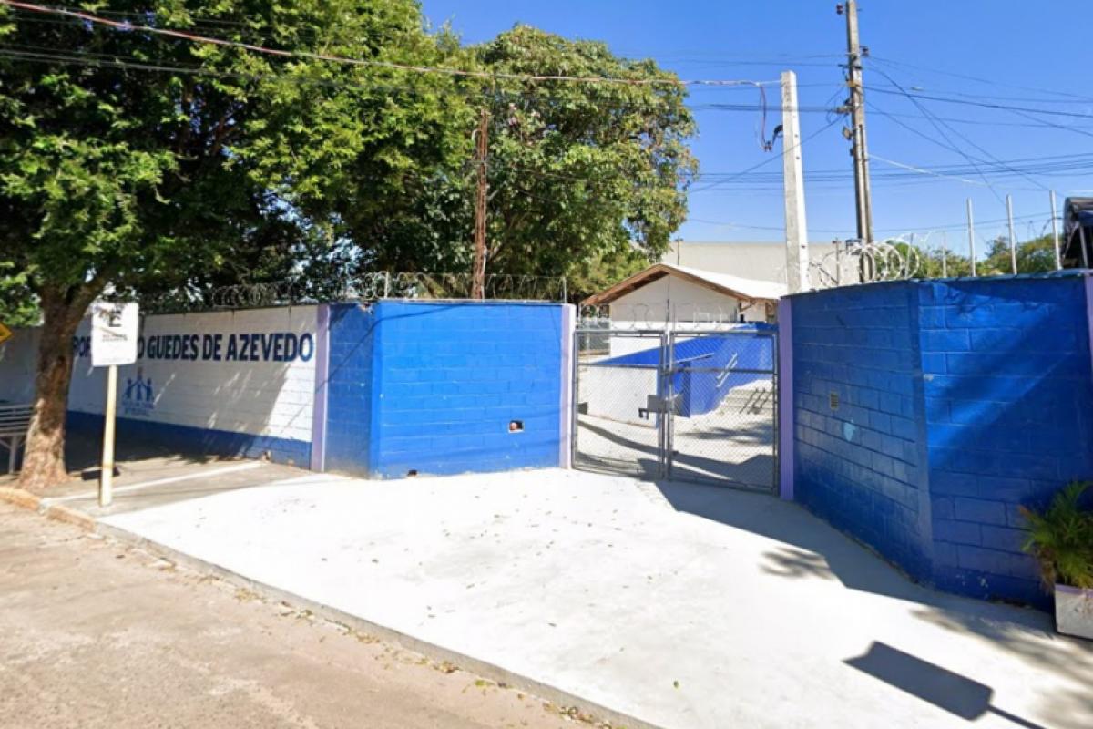 Escola Estadual Antônio Guedes de Azevedo, situada no Jardim Pagani