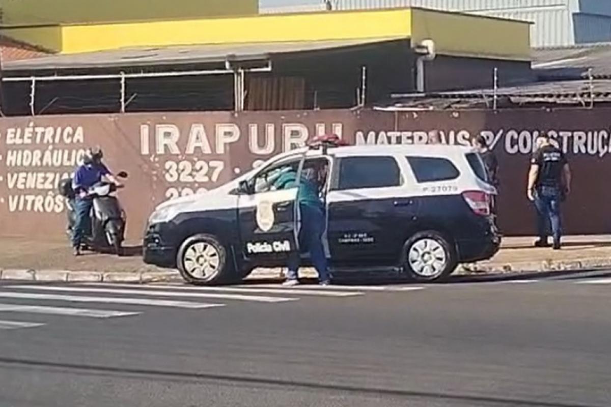 Suspeito escapou algemado da 2ª Seccional em Campinas e foi recapturado três quarteirões depois pela polícia.