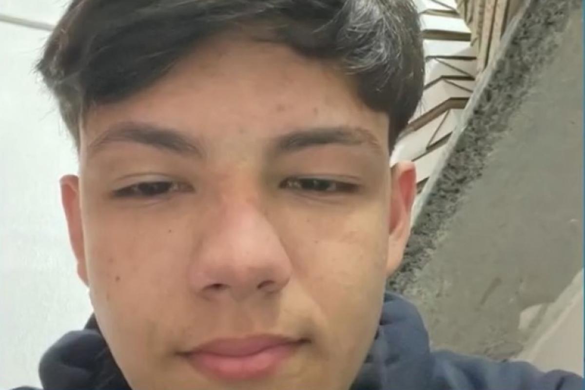 Lucas Pereira, de apenas 18 anos, foi morto a tiros dentro da garagem