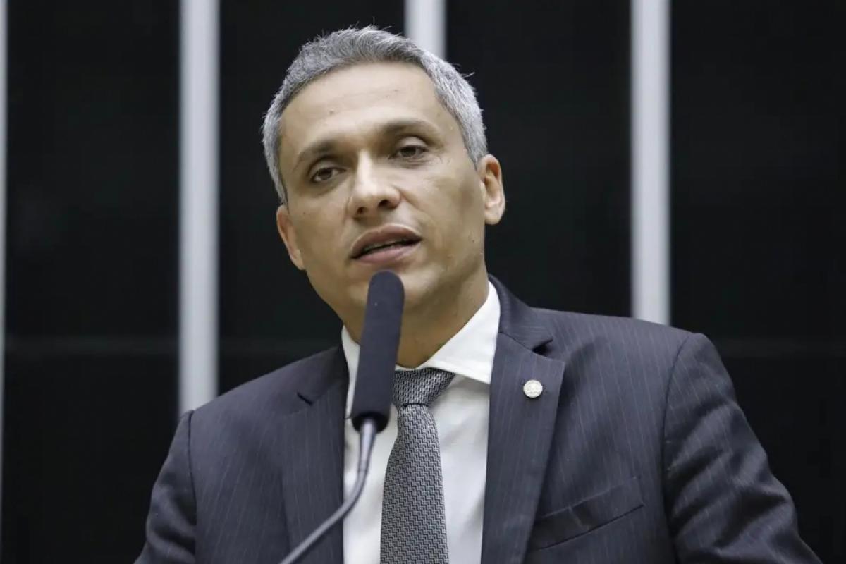 O deputado federal bolsonarista Gustavo Gayer (PL-GO) é réu por calúnia, injúria e difamação