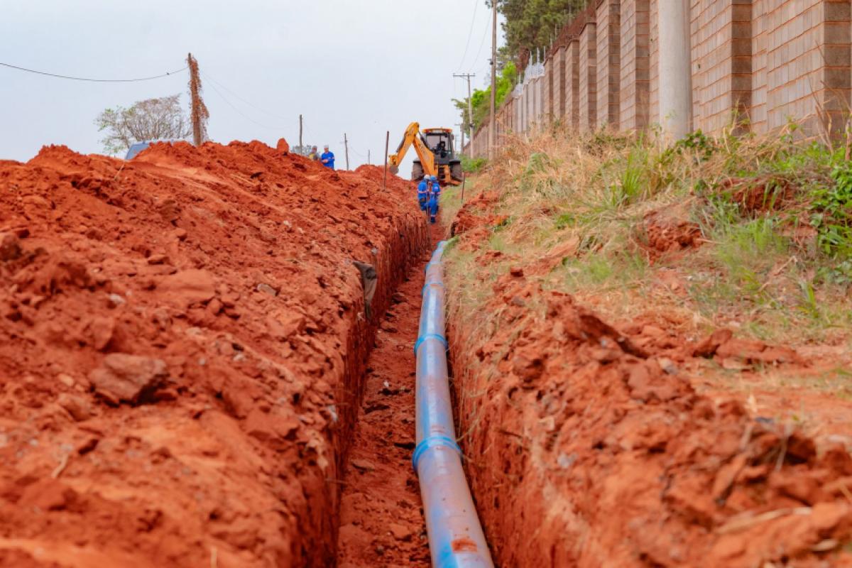 Intervenção visa ampliar a capacidade de vazão da adutora que liga o reservatório do Jardim Imperial ao reservatório pulmão da ETA