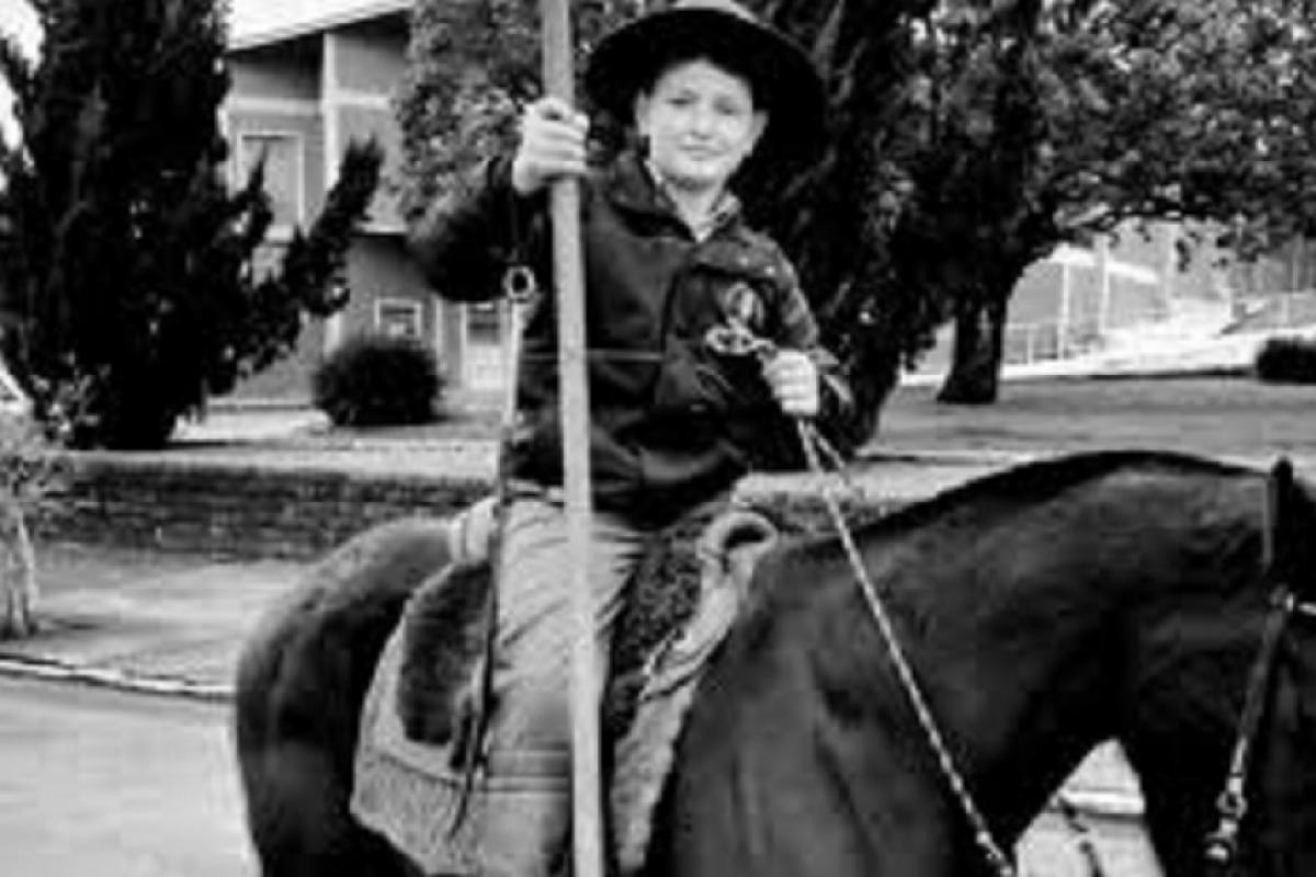 Menino de 12 anos sofre acidente com trator e não resiste