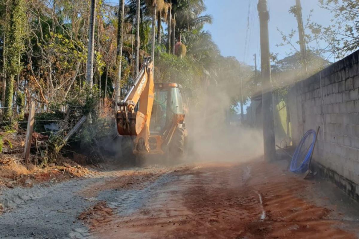 Obras de infraestrutura no Capão Grosso, em São José, após processo de regularização