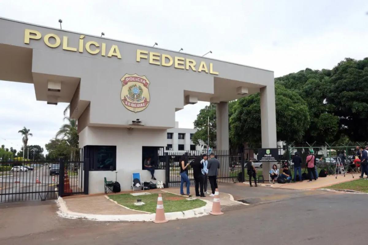 O ex-presidente jair Bolsonaro está preso na Polícia Federal do Distrito Federal