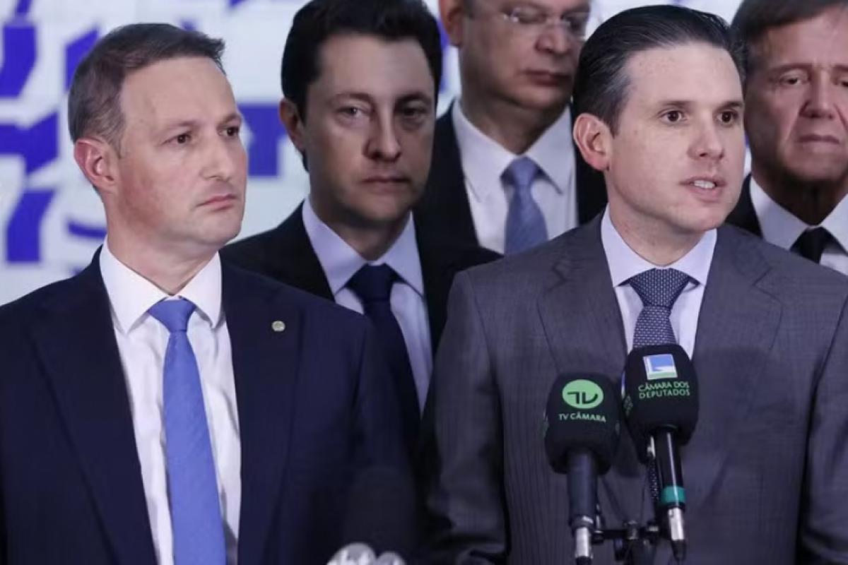 Guilherme Derrite e Hugo Motta, em entrevista nessa terça-feira, 11