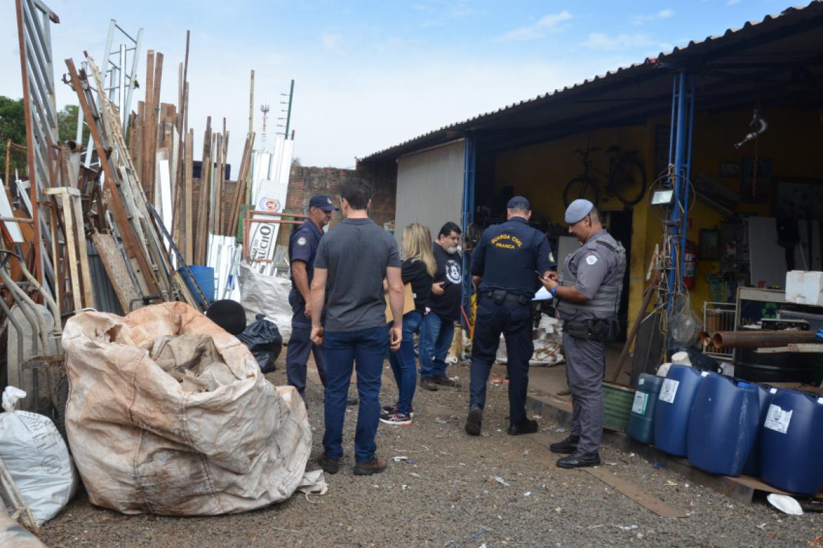 Operação conjunta nos depósitos de sucatas e ferros-velhos em Franca