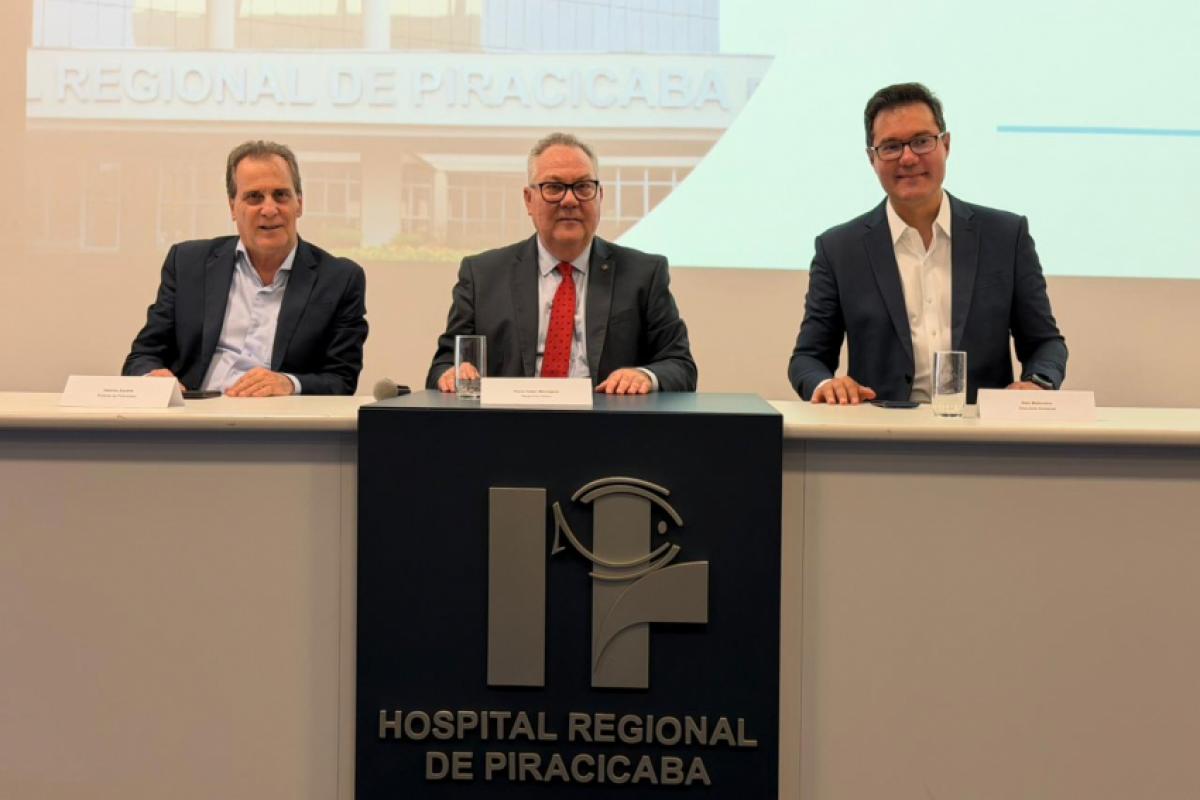 Alex e Helinho participaram da reunião