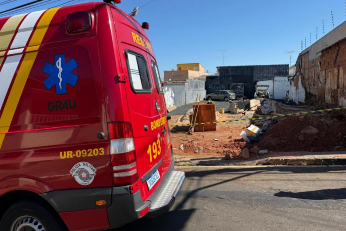 Muro desabou em obra no Centro de Franca