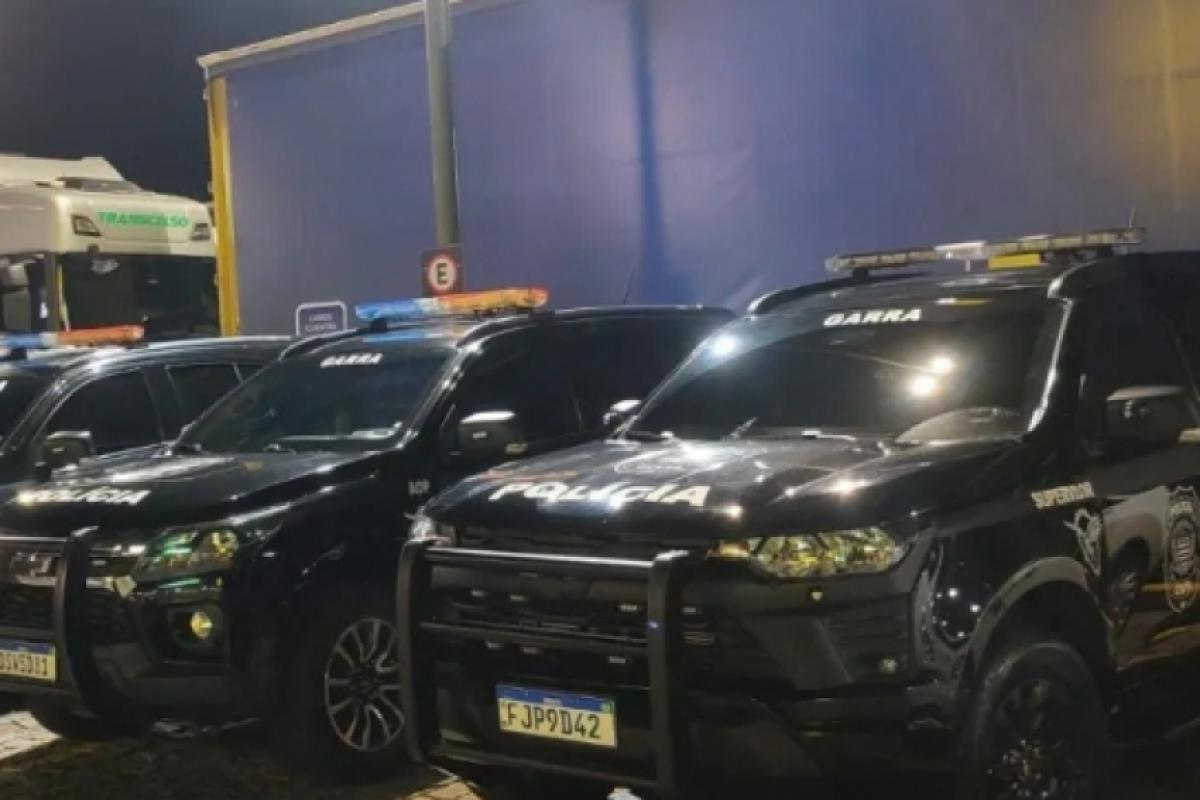 A ação policial aconteceu nesta sexta-feira. 