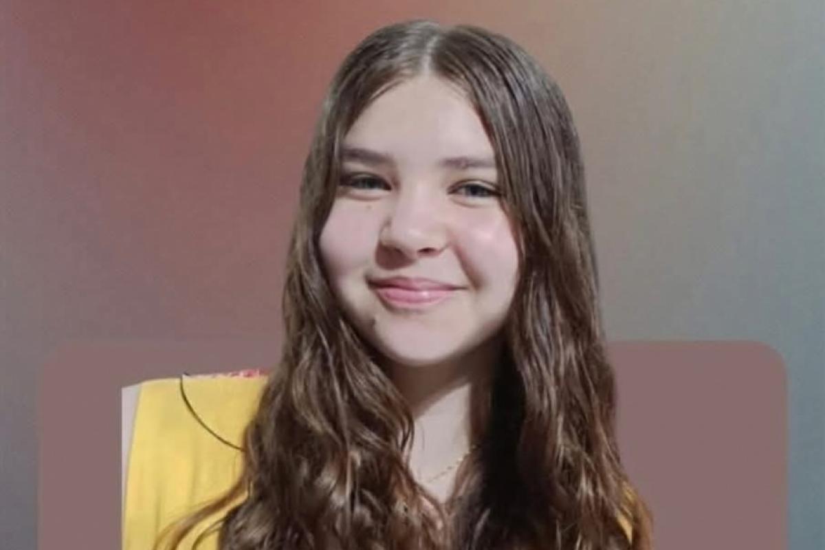 A adolescente lutava pela vida desde o dia 9 de outubro, quando entrou em coma após complicações em uma cirurgia na cabeça. 