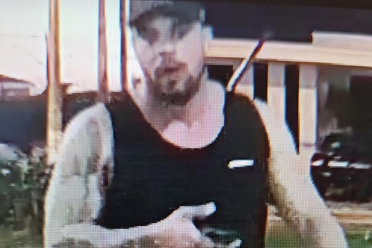 Suspeito circulando próximo do shopping, em Franca