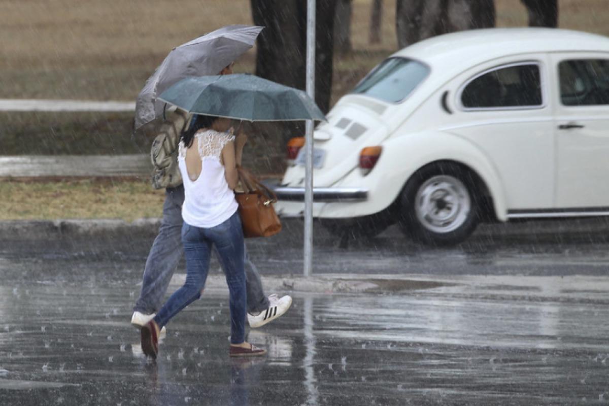 Tempestades devem atingir localidades entre Sul, Sudeste e Centro-Oeste. 