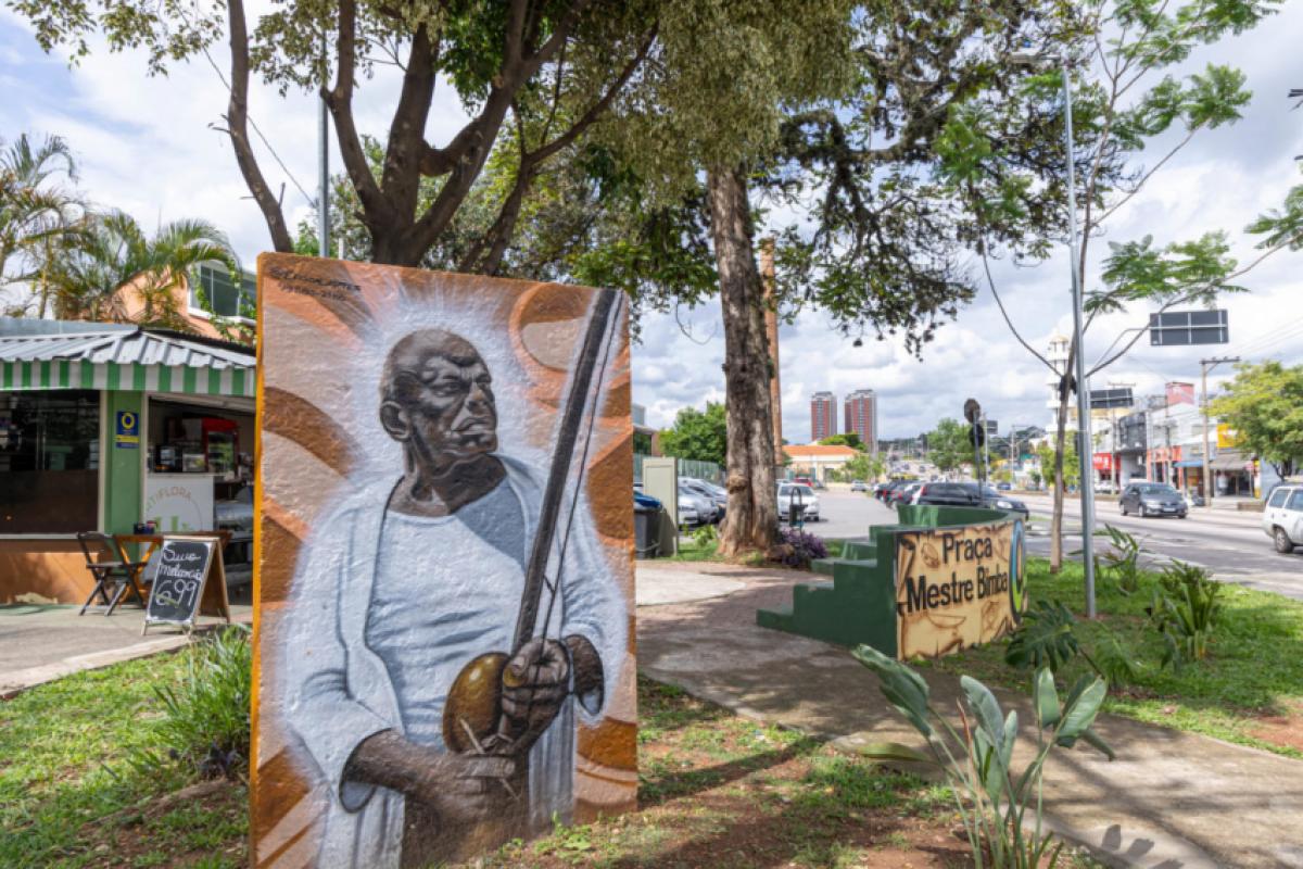 A Praça Mestre Bimba, conhecida como Praça da Capoeira, está de cara nova