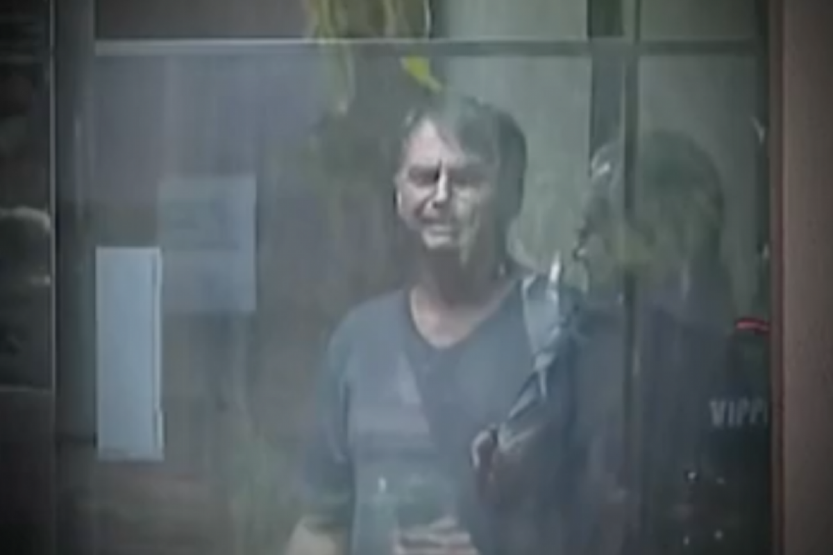 Bolsonaro permanece preso por decisão cautelar da Primeira Turma do STF.