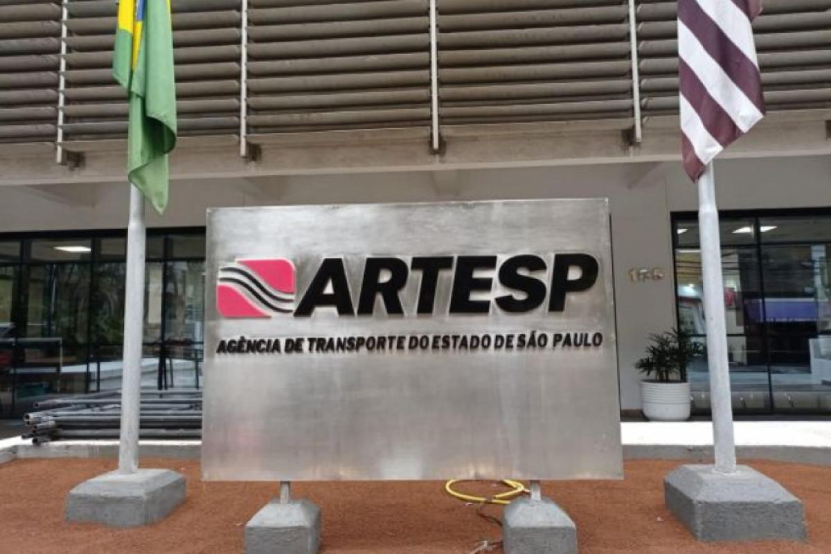 Edital prevê 142 vagas para níveis médio e superior, com inscrições abertas até 1º de dezembro