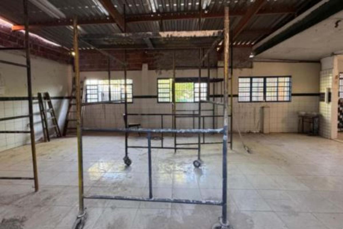 Funcionário caiu do andaime 