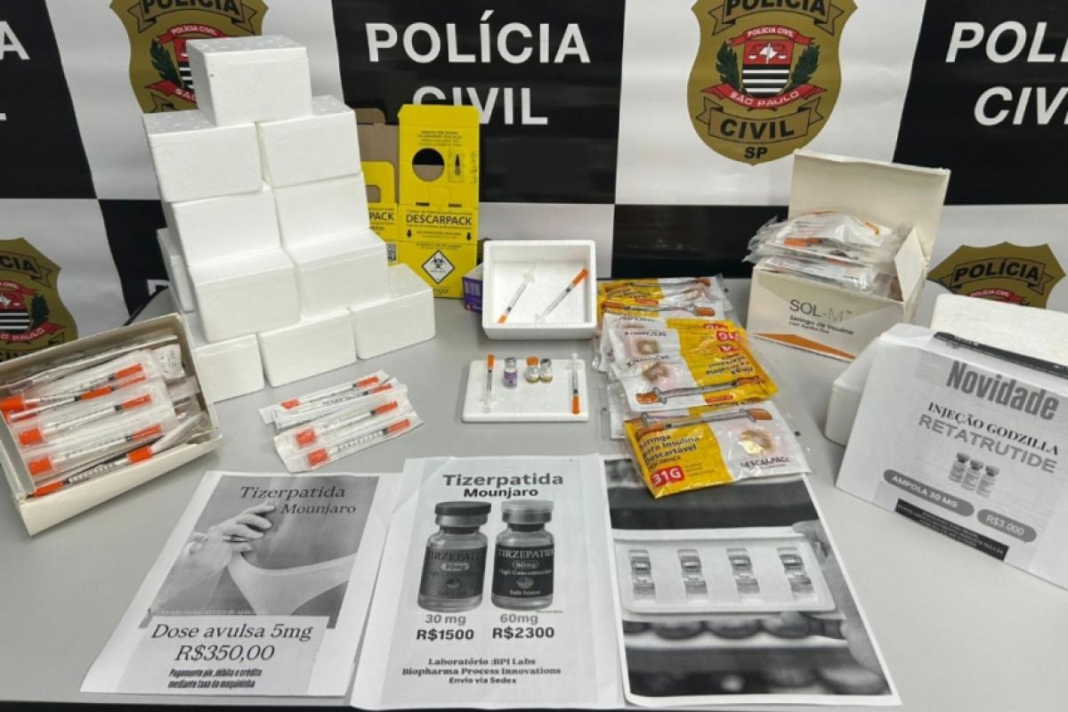 Medicamentos foram apreendidos pela Polícia Civil 