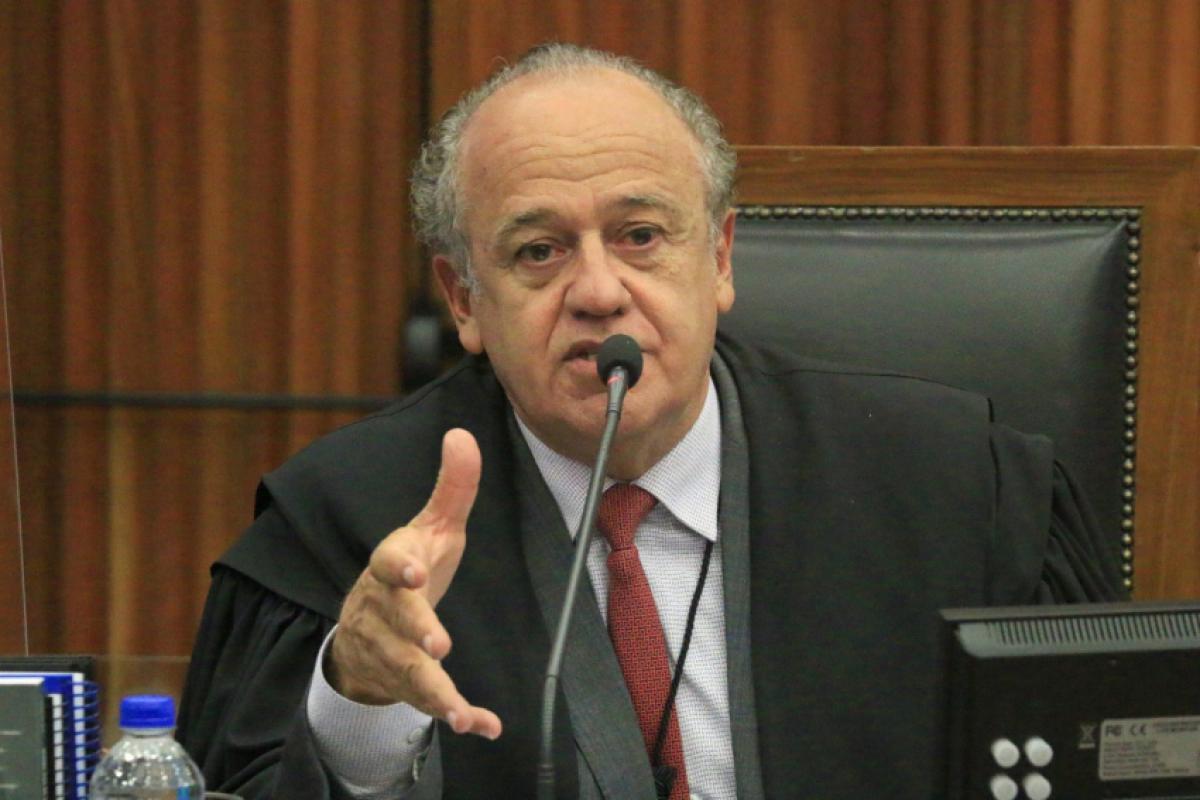 Conselheiro do TCE Dimas Ramalho