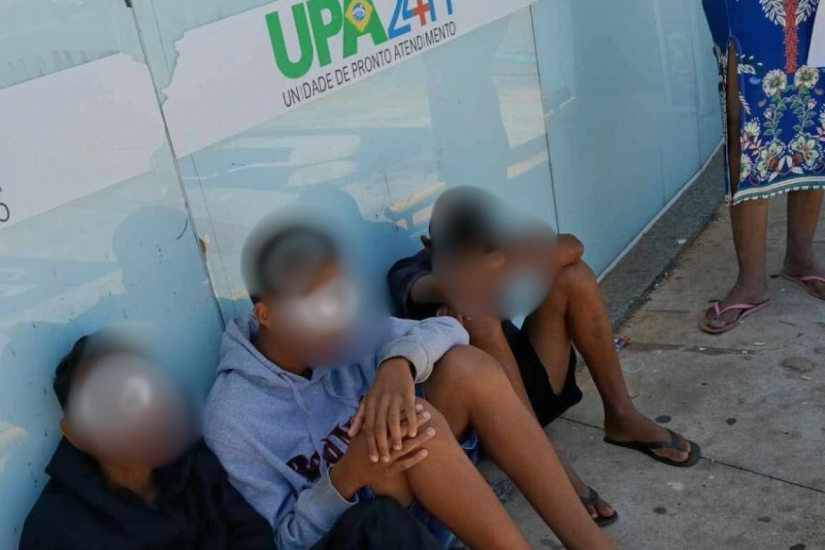 Crianças em atendimento na UPA de Agudos