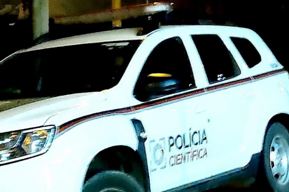 Peritos da Polícia Científica foram acionados para a ocorrência no Jardim Planalto. 