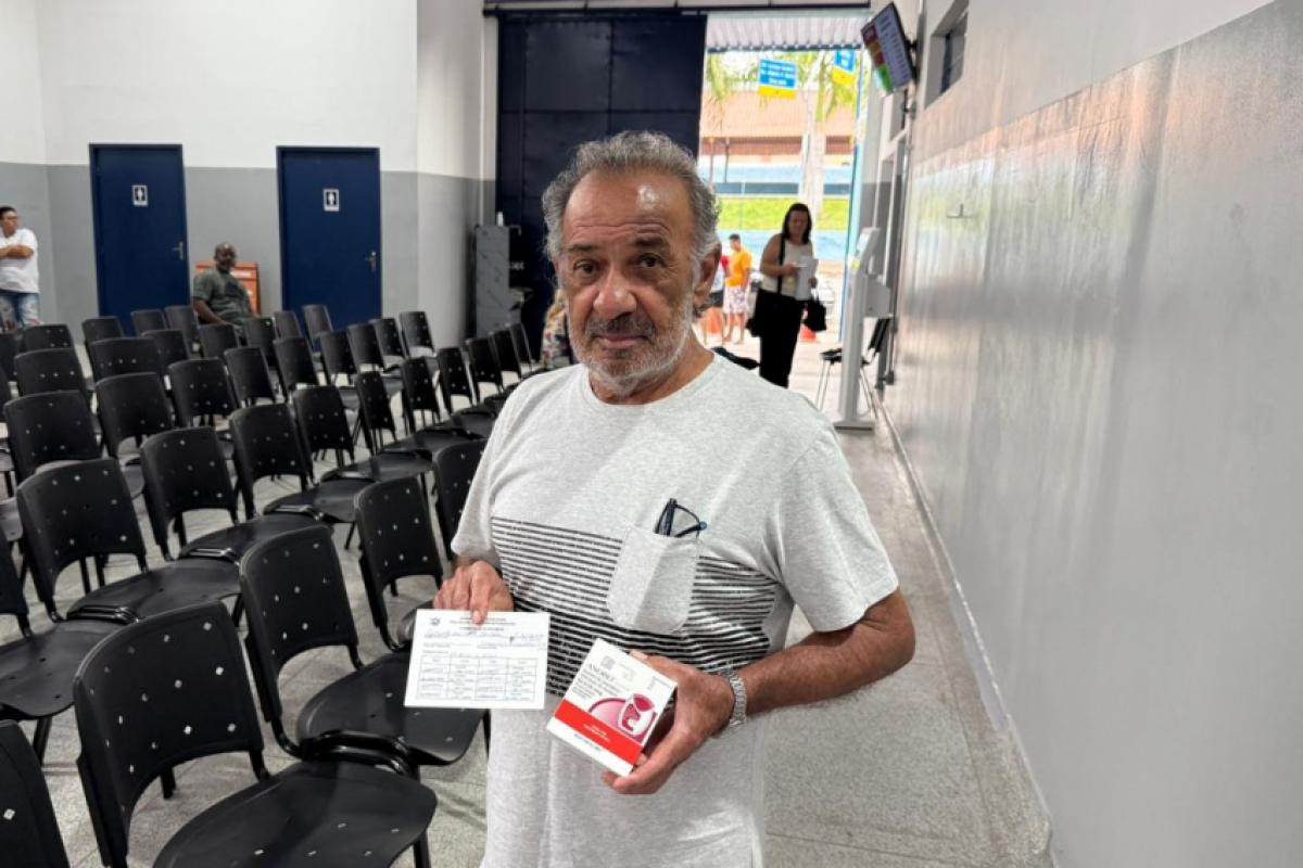 Gilberto Barbosa, morador do Jaraguá, gostou das novas instalações da Farmácia de Alto Custo.
