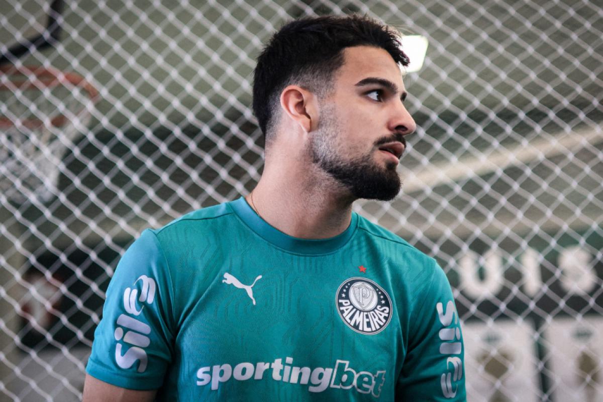 Flaco López deve estar disponível para o jogo de sábado, contra o Santos, pelo Brasileiro