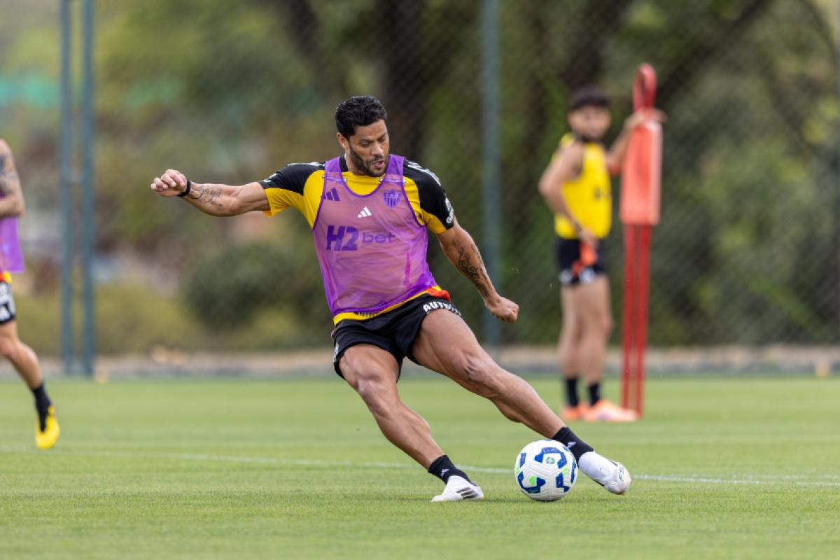 Atlético-MG, de Hulk, fará duas partidas durante a Data Fifa, o primeiro nesta quarta, contra o Fortaleza
