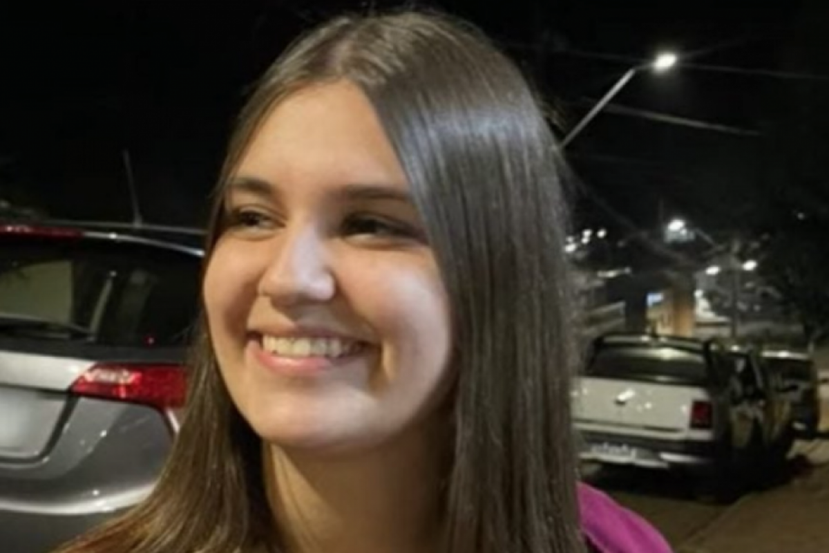 Entre as vítimas está Júlia Kwapis, de 14 anos, que morreu atingida pelo tornado enquanto estava na casa da amiga.