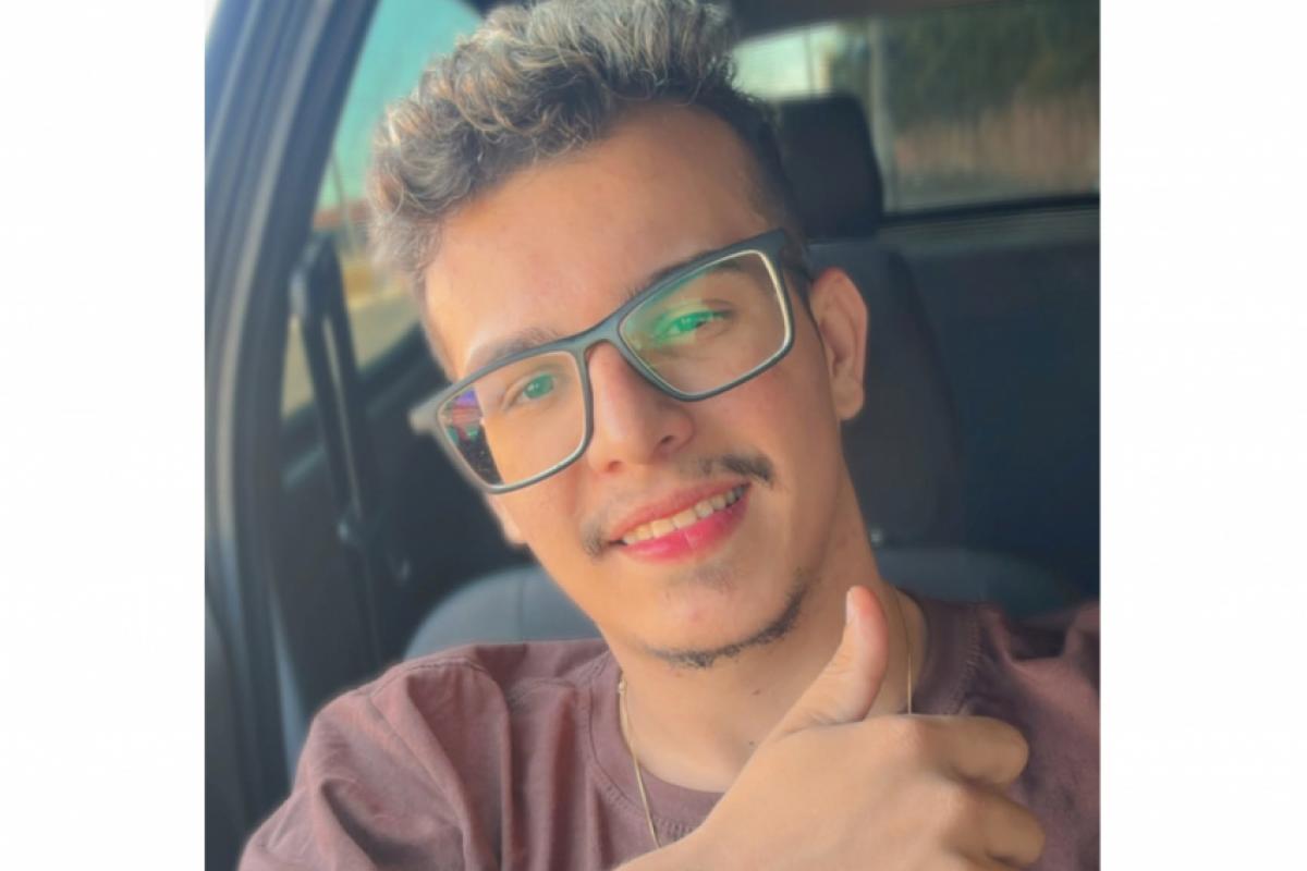 Alexsander Leite Oliveira, de 21 anos