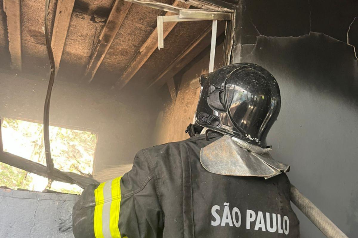 Homem colocou fogo em casa