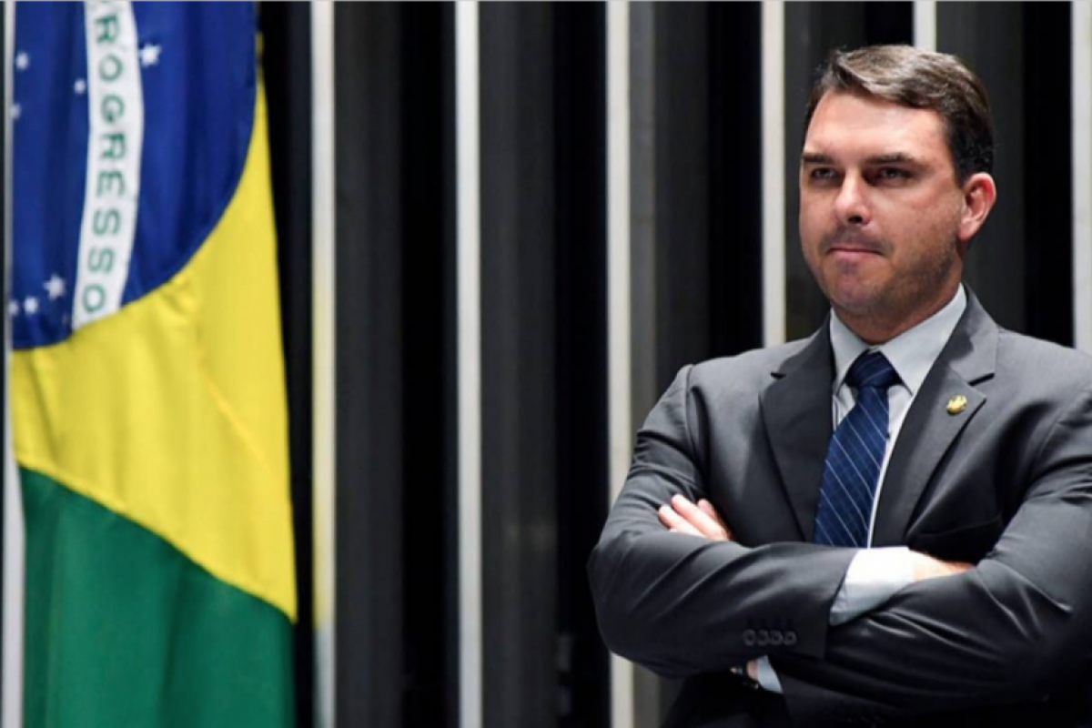 'Eu tenho um preço para não ir até o fim', disse o filho mais velho do ex-presidente Jair Bolsonaro.