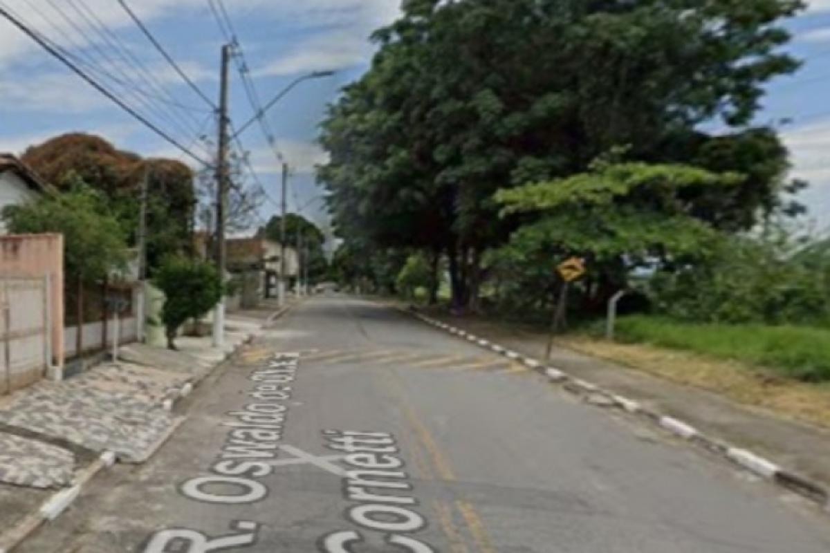 Jovem foi baleado na rua