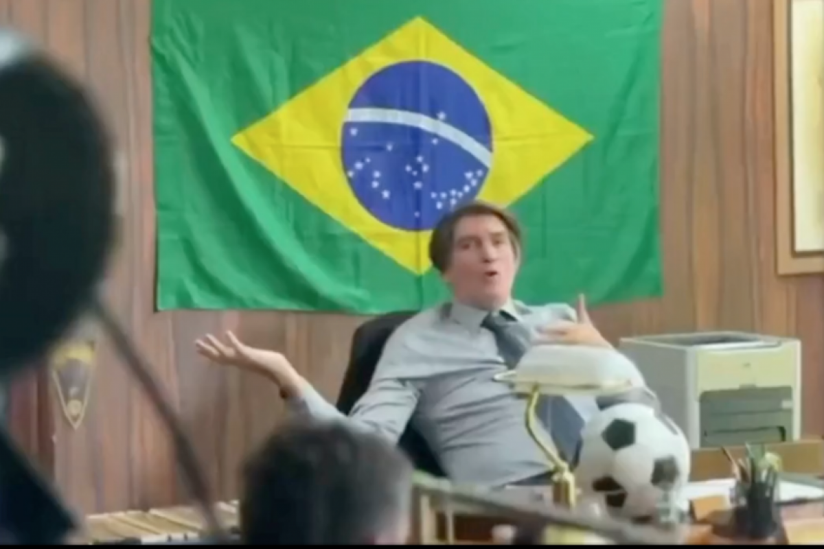 A produção leva o nome “Jair Bolsonaro: The Dark Horse”. 