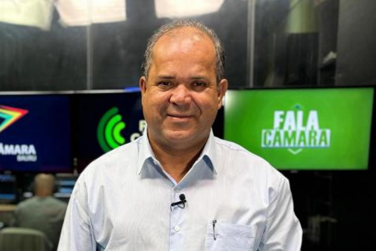 Natalino diz que PDT não discutiu assunto com ele