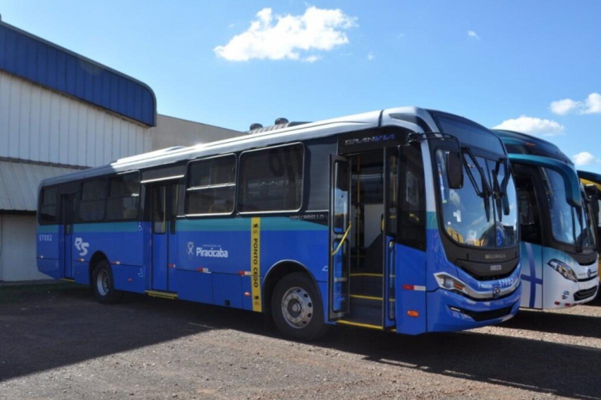 Segundo os relatos, o som é produzido por ferramentas pneumáticas e marteladas em horários como 2h, 3h e 4h da manhã