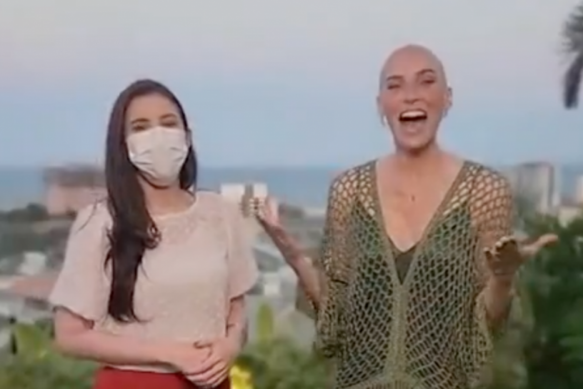 A jornalista Marina Alves e sua intérprete no cinema, a atriz Dani Gondim.