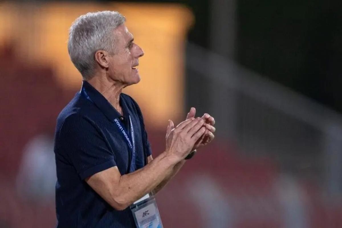 Luís Castro é o novo técnico do Grêmio