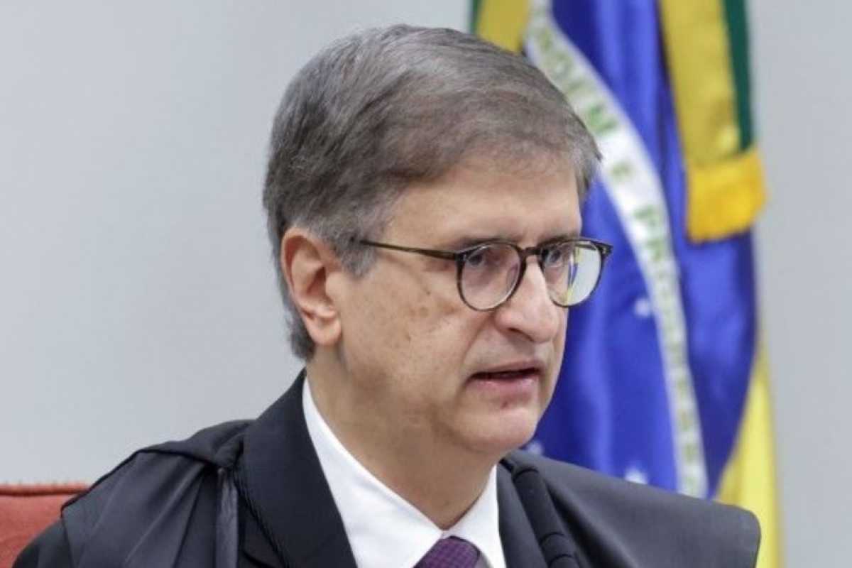  Segundo a acusação, o grupo atuou na elaboração de uma “minuta do golpe” e em planos que incluíam ataques a autoridades.