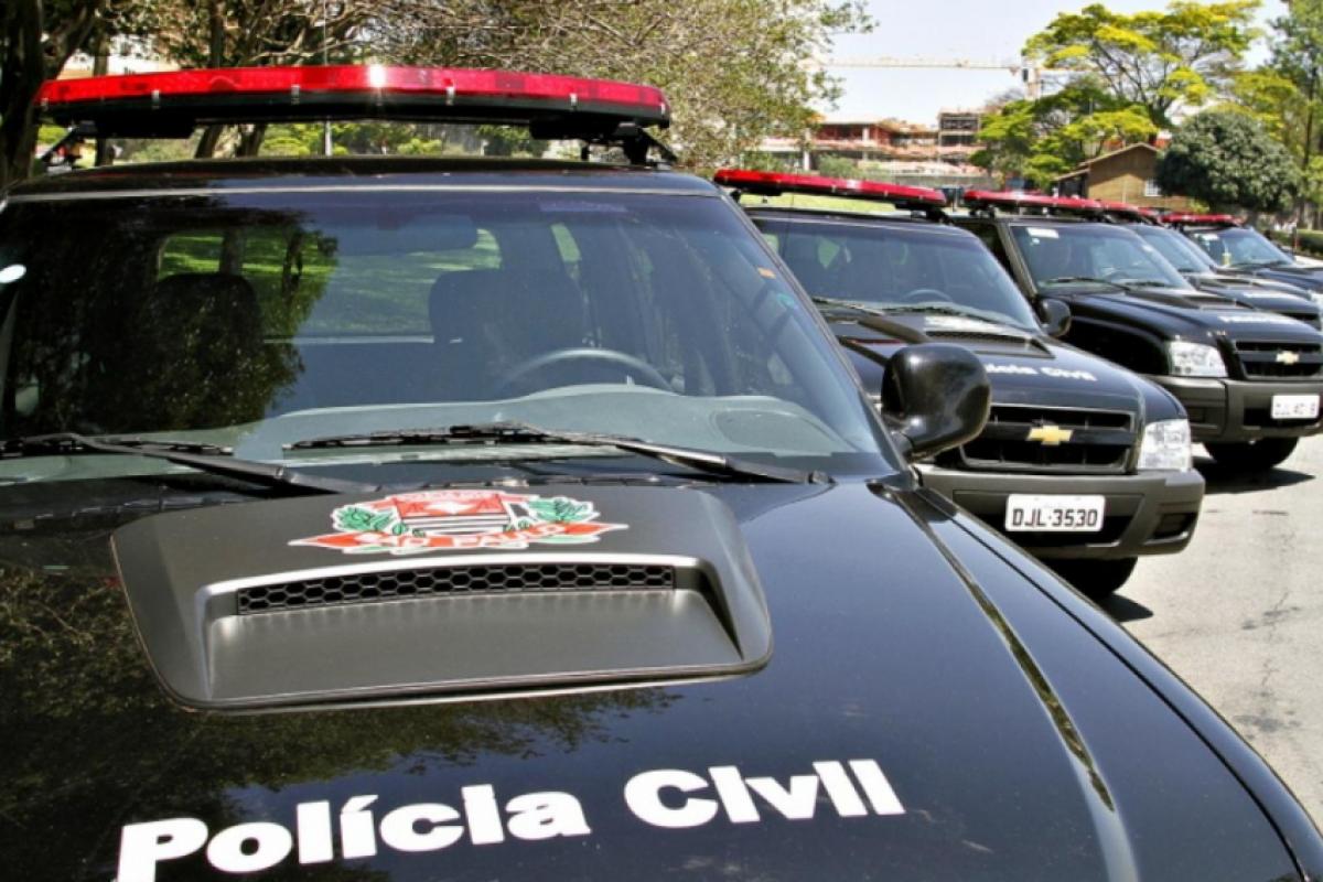 A polícia prendeu o filho após assumir o crime bárbaro cometido contra o pai. 