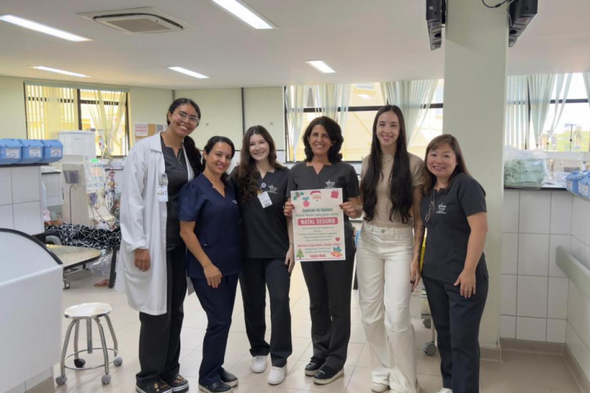 Equipe do hospital participou da peça 'Natal Seguro'