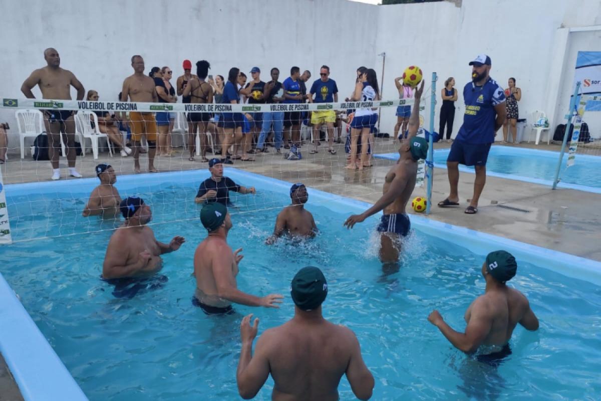 Jogo entre as equipes Águia e Veteranos 