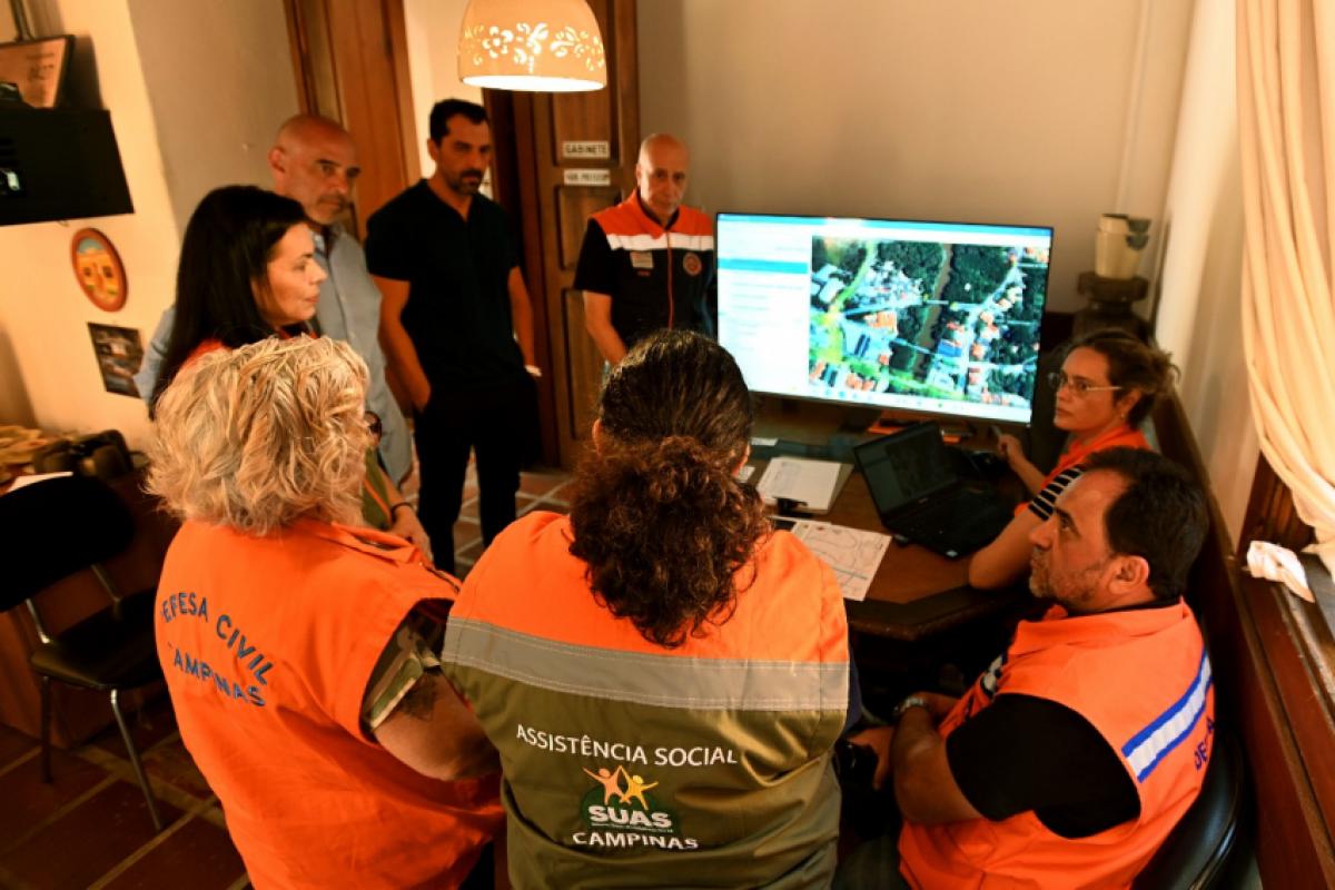 Material desenvolvido por Campinas orienta municípios a diagnosticar riscos e planejar ações contra desastres, com base em metodologia da ONU.