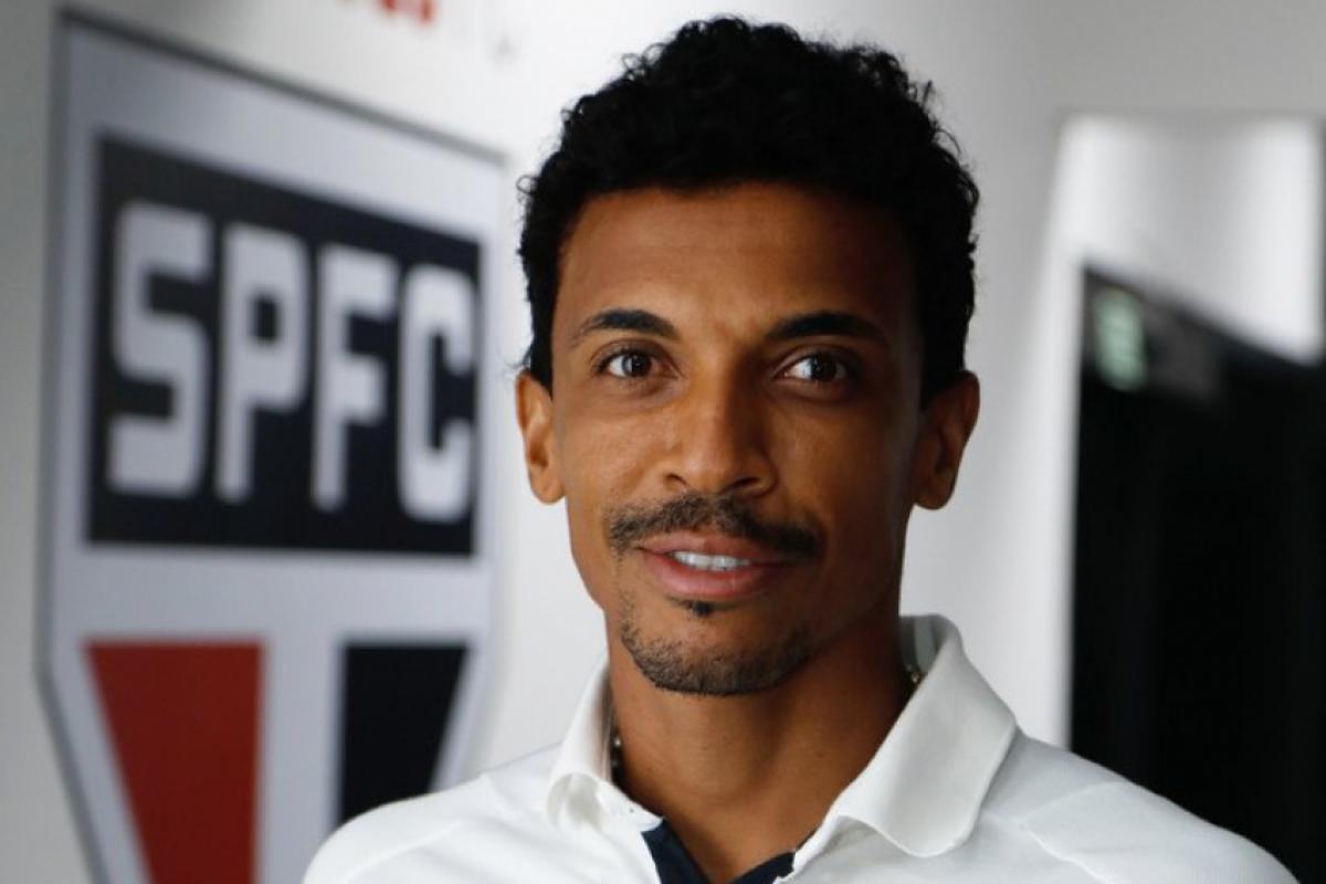 Luiz Gustavo tem vínculo com o São Paulo até o final do mês