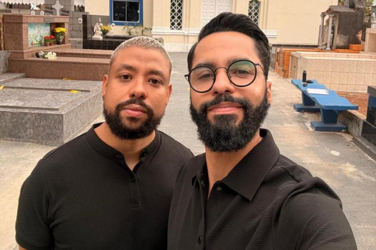 Casal de jornalistas visitou cemitérios em São José dos Campos